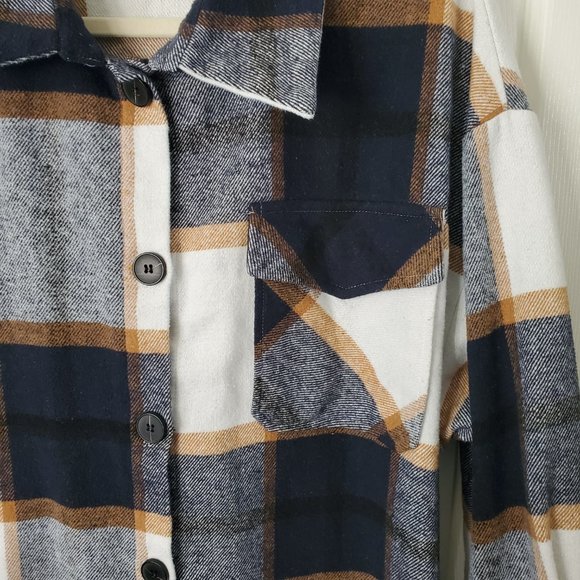 Shein Curve Plaid Flap Pocket Shacket - Picture 8 of 11